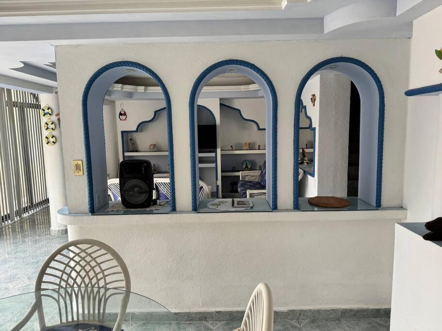 Blue Coast With Pool And Ocean View 10 To 35 P Villa Acapulco Exteriör bild