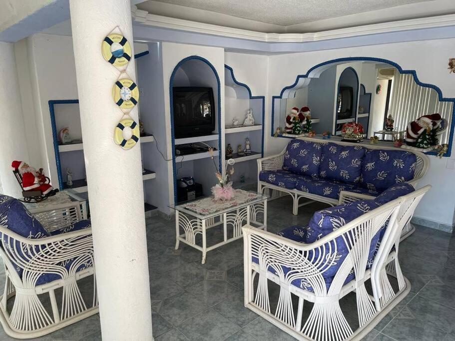 Blue Coast With Pool And Ocean View 10 To 35 P Villa Acapulco Exteriör bild
