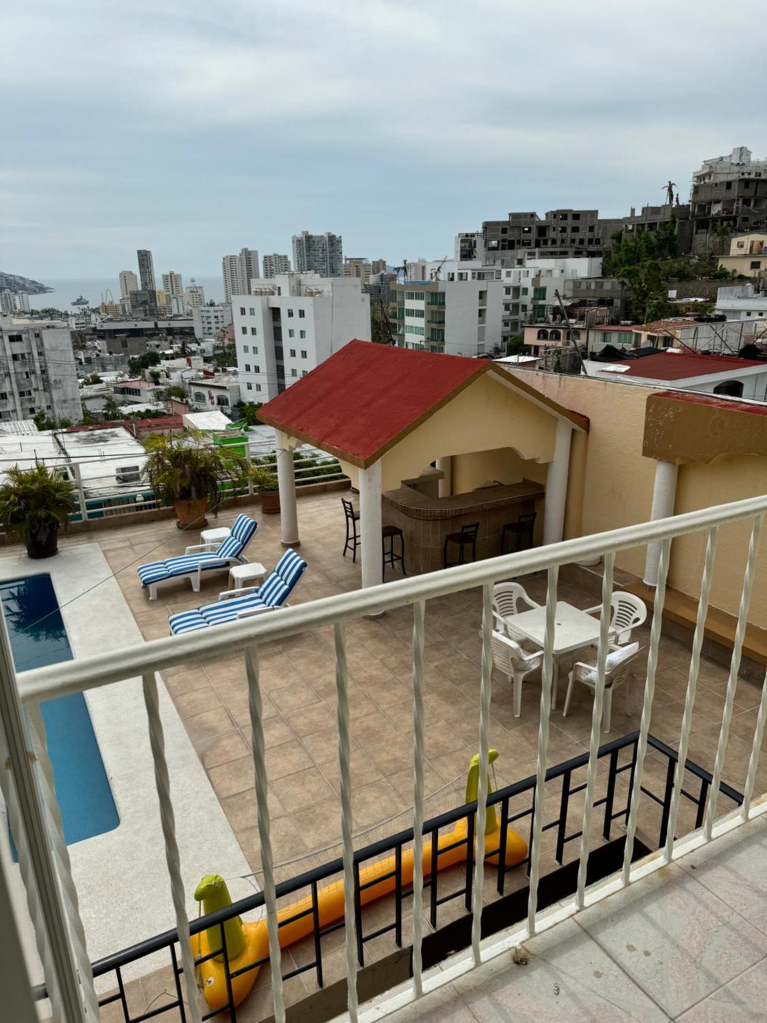 Blue Coast With Pool And Ocean View 10 To 35 P Villa Acapulco Exteriör bild