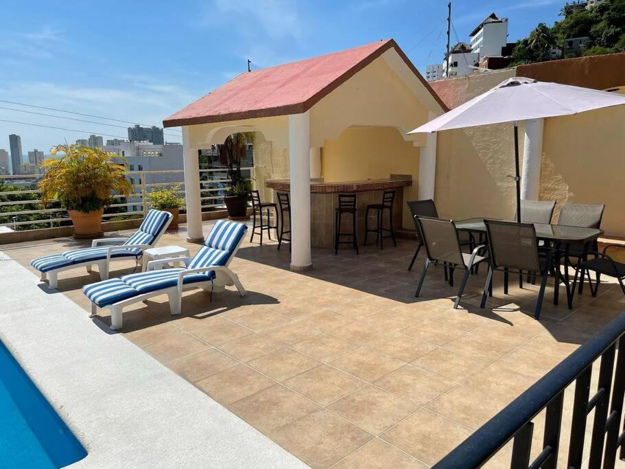 Blue Coast With Pool And Ocean View 10 To 35 P Villa Acapulco Exteriör bild